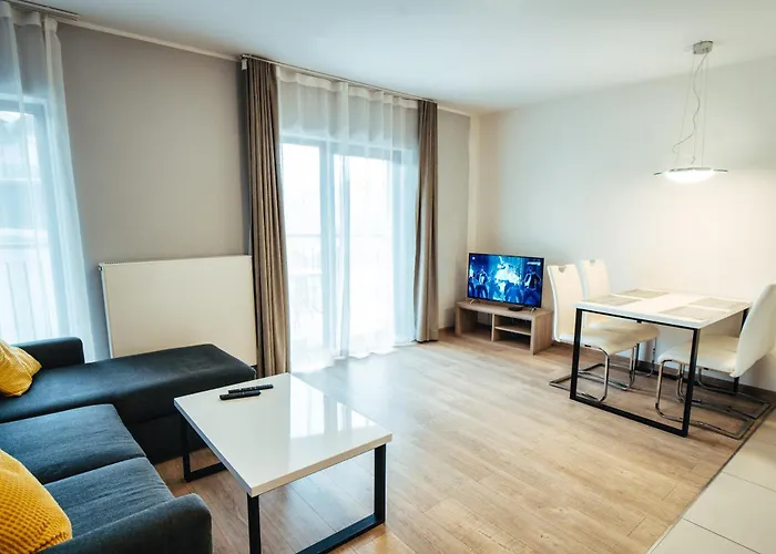 19 شقة شكلارسكا بوريبا